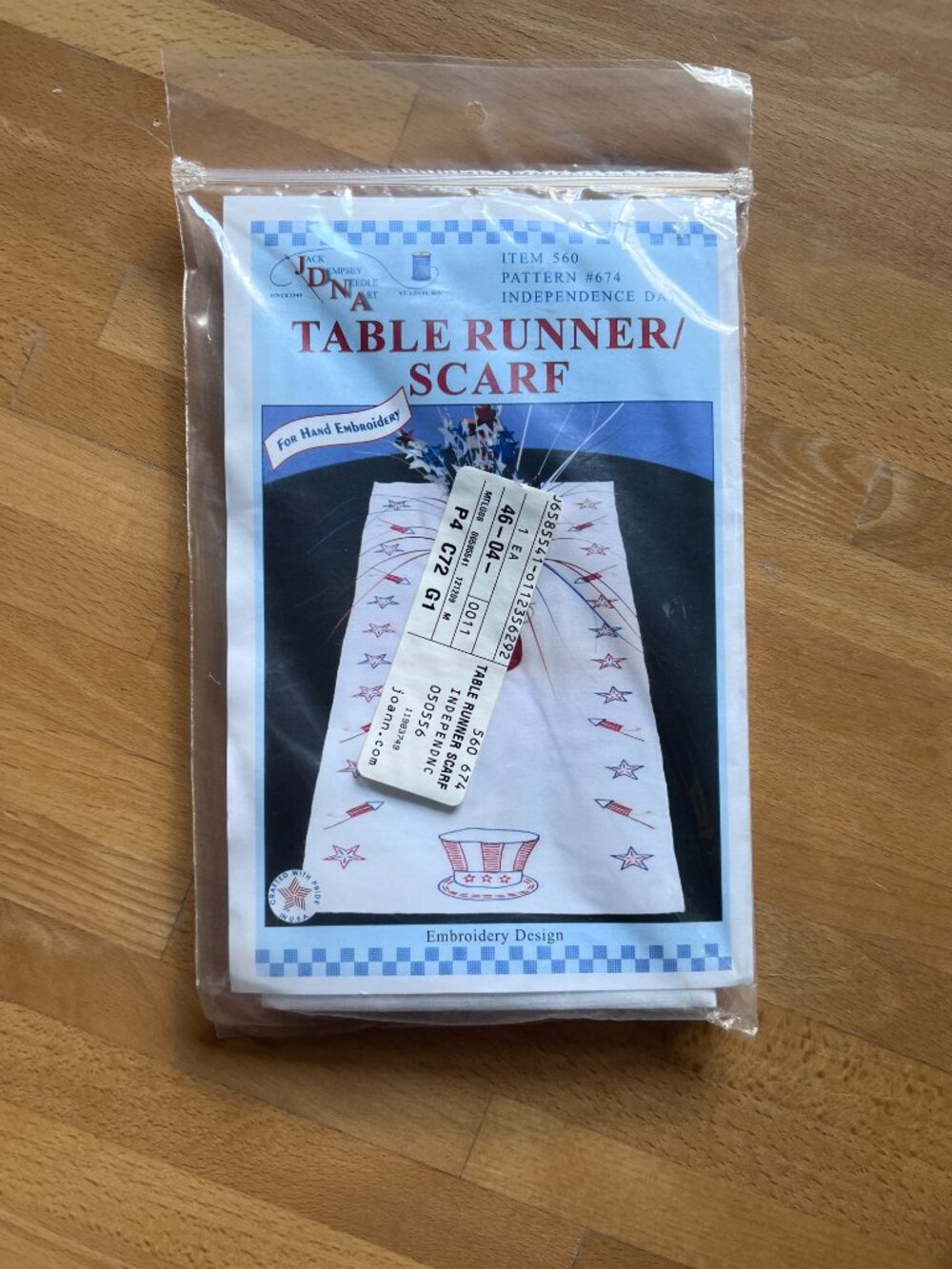 USA 4th of July Table Runner Cross Skitch and Embroidery Design Kit Embroidery